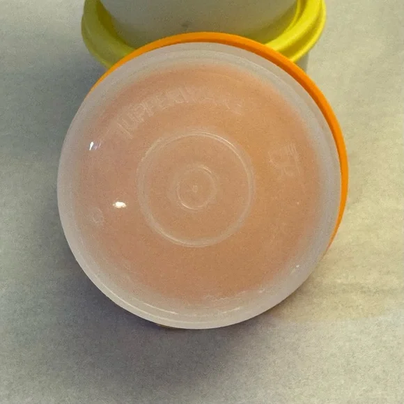 TUPPERWARE SNACK CUPS - Picture 9 of 11